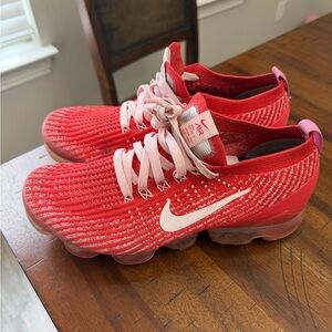 Nike women’s Red Air Sneakers